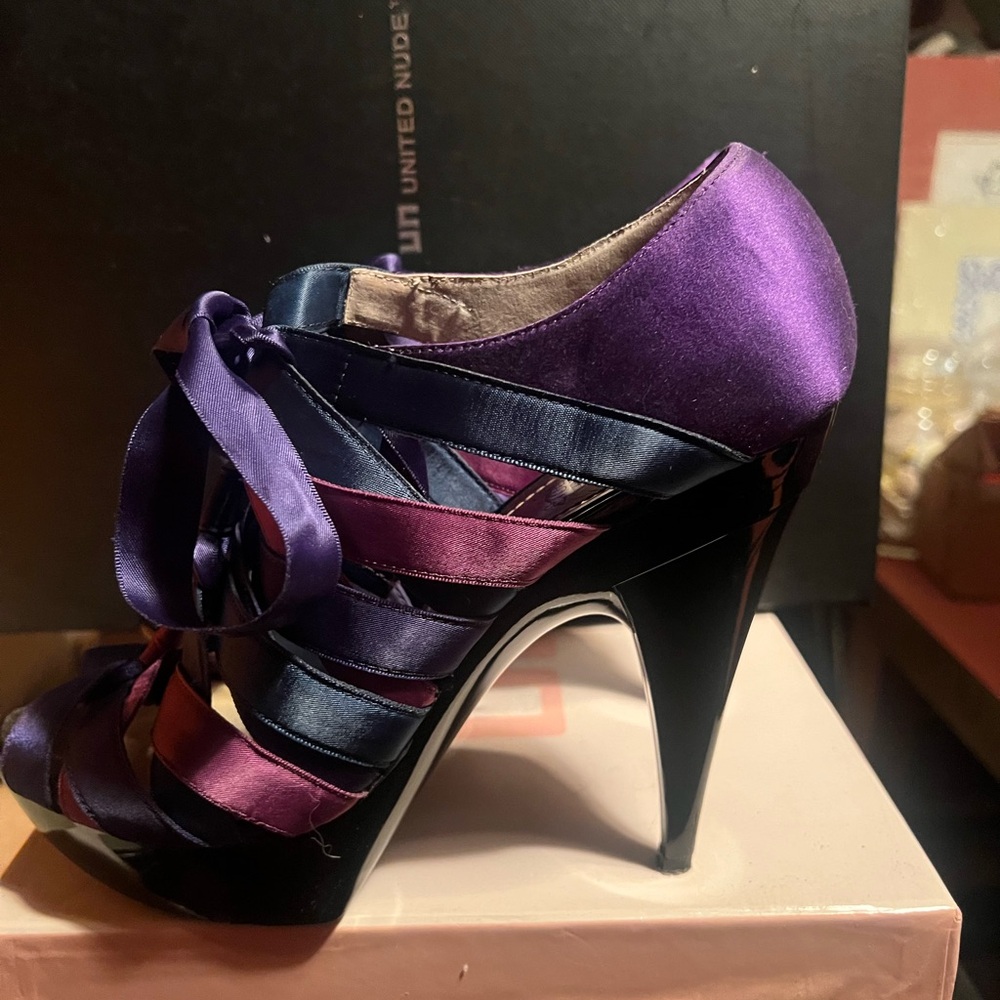 J Lo Elegant Purple and Blue Women's Heels Orignal Box Size 7